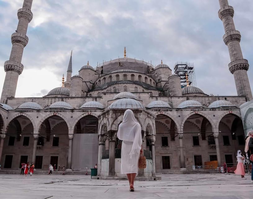 Istanbul: Blue Mosque, Hagia Sophia, & Basilica Cistern Tour - Inside the Blue Mosque, tiles and living faith
