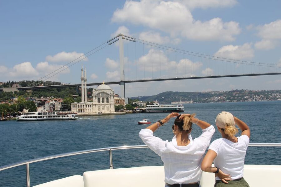 Istanbul: Bosphorus and Black Sea Cruise with Lunch - Who will enjoy this cruise most?