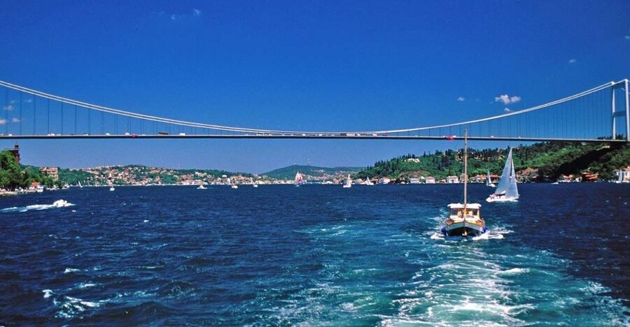 Istanbul: Bosphorus and Golden Horn Boat Tour - Key points at a glance