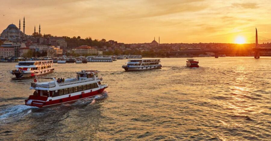 Istanbul: Bosphorus And Golden Horn Morning or Sunset Cruise - What the guide and onboard setup add