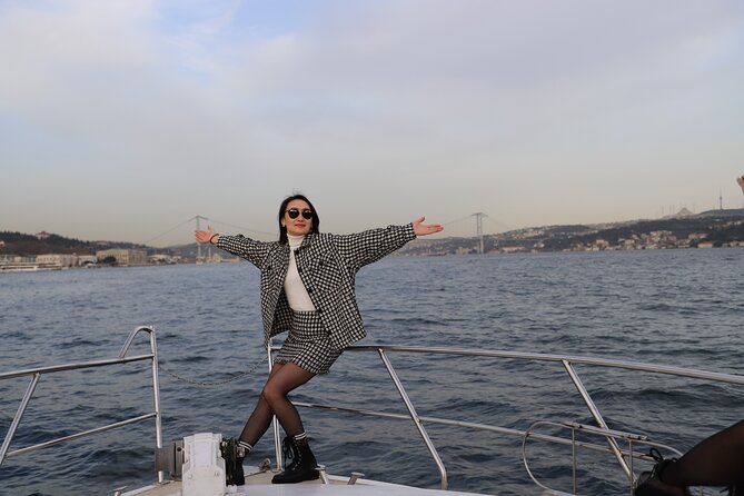 Istanbul Bosphorus Boat Tour and Golden Horn Cruise Day or Sunset - From Sultanahmet to the first bridge