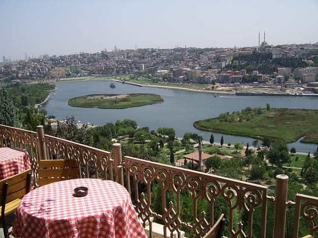 Istanbul: Bosphorus Cruise and Golden Horn Bus Tour - The cable car to Pierre Loti coffee house