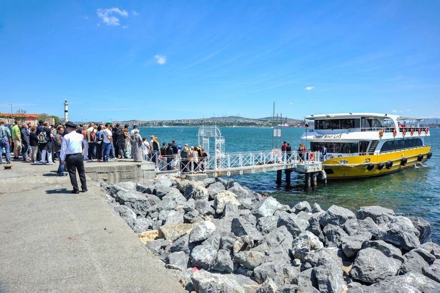 Istanbul: Bosphorus Cruise w/Audio Guide and Sunset Option - Rumeli Fortress and the Asian shore