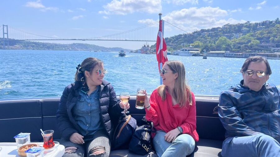 Istanbul: Bosphorus Cruise with Stopover on the Asian Side - Who will enjoy this cruise most