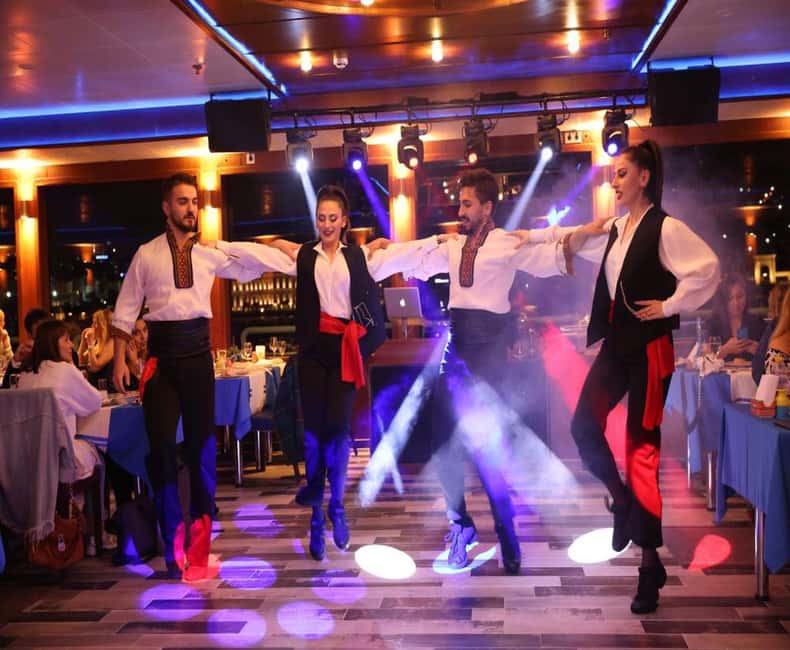 Istanbul Bosphorus Dinner Cruise Tour - Private Table - Dinner choices, vegetarian meals, and the drinks question