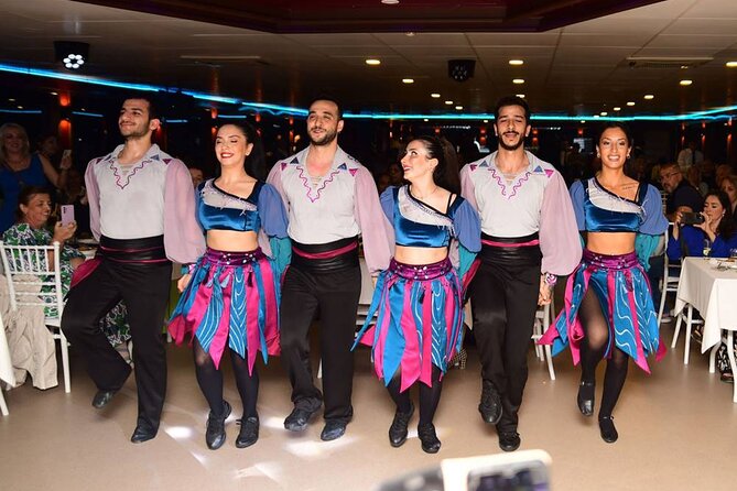 İstanbul Bosphorus Dinner Cruise with Traditional Turkish Show - Who Should Book This Evening Cruise?