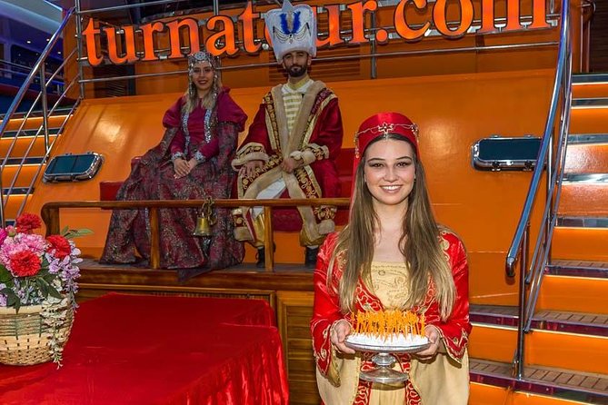 Istanbul Bosphorus Dinner Cruise with Turkish Show - What the drinks package covers