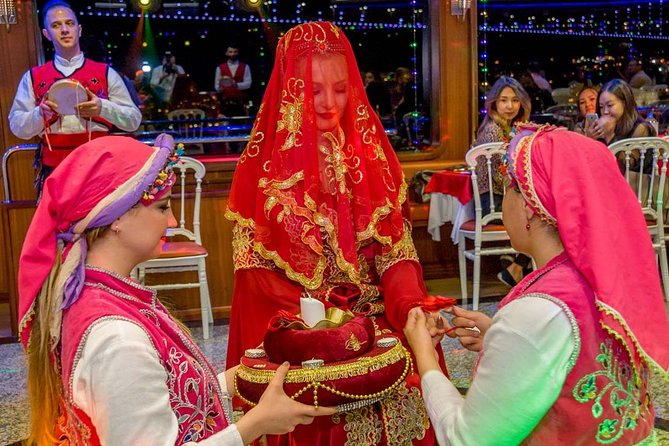 Istanbul Bosphorus Dinner Cruise with Turkish Show - Belly dancing and the Turkish show