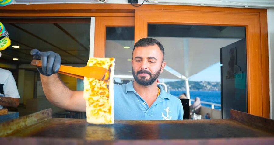 Istanbul: Bosphorus & Golden Horn Cruise Daytime or Sunset - Why a Bosphorus cruise belongs in your Istanbul plans
