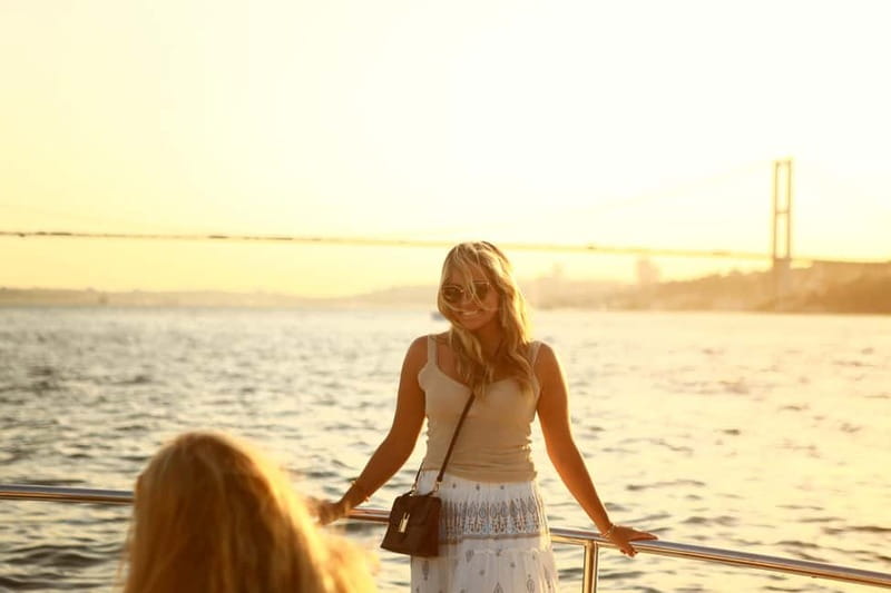Istanbul: Bosphorus Private Guided Yacht Cruise with Snacks - Why the Bosphorus is worth seeing by private yacht