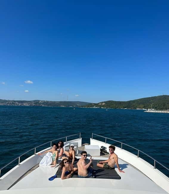 Istanbul: Bosphorus Private Guided Yacht Cruise with Snacks - What is served aboard RIVER