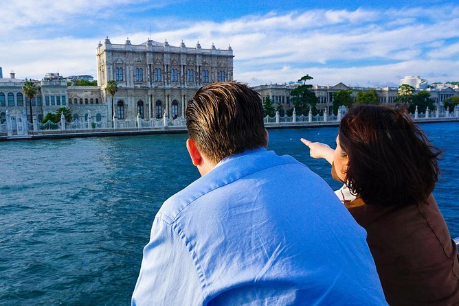 Istanbul Bosphorus Sightseeing Cruise - Commentary, maps, and the audio option