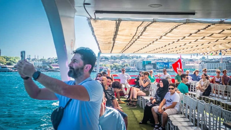 Istanbul: Bosphorus Sightseeing Cruise Tour with Audio Guide - Bebek to Rumeli Hisarı