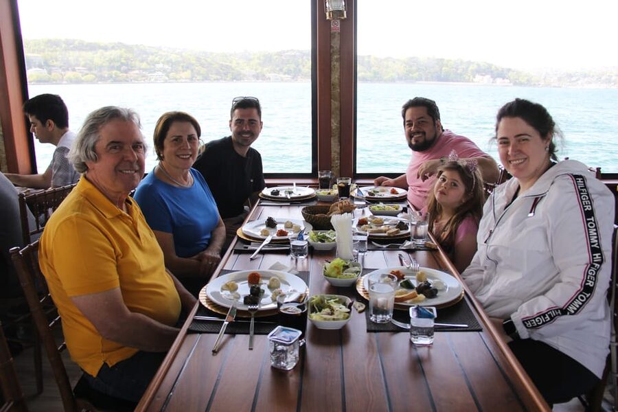 Istanbul: Bosphorus Strait and Black Sea Lunch Cruise - Who will enjoy this cruise most