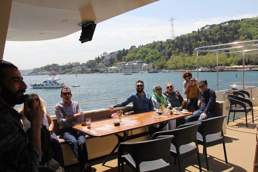 Istanbul: Bosphorus Strait and Black Sea Lunch Cruise - Lunch with the shoreline moving past