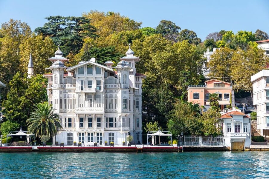 Istanbul: Bosphorus Strait Sightseeing Cruise & Audio Guide - How much time should you allow?