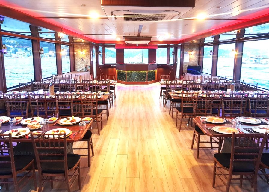 Istanbul: Bosphorus Sunset Cruise with Dinner - The Asian shore: Beylerbeyi and the Bosphorus bridges
