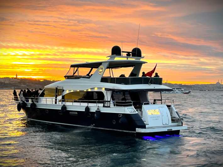 Istanbul: Bosphorus Sunset Yacht Cruise with Live Guide - What the Guide Adds to the Ride
