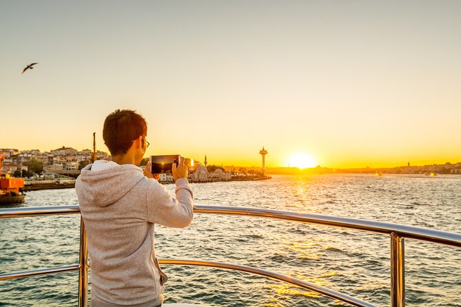 Istanbul Bosphorus Sunset Yacht Cruise with Snack and Refreshment - Why the Bosphorus works so well at sunset