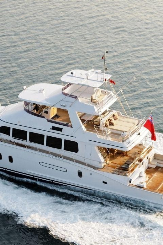 Istanbul: Bosphorus Yacht Cruise - What the cruise feels like in practice
