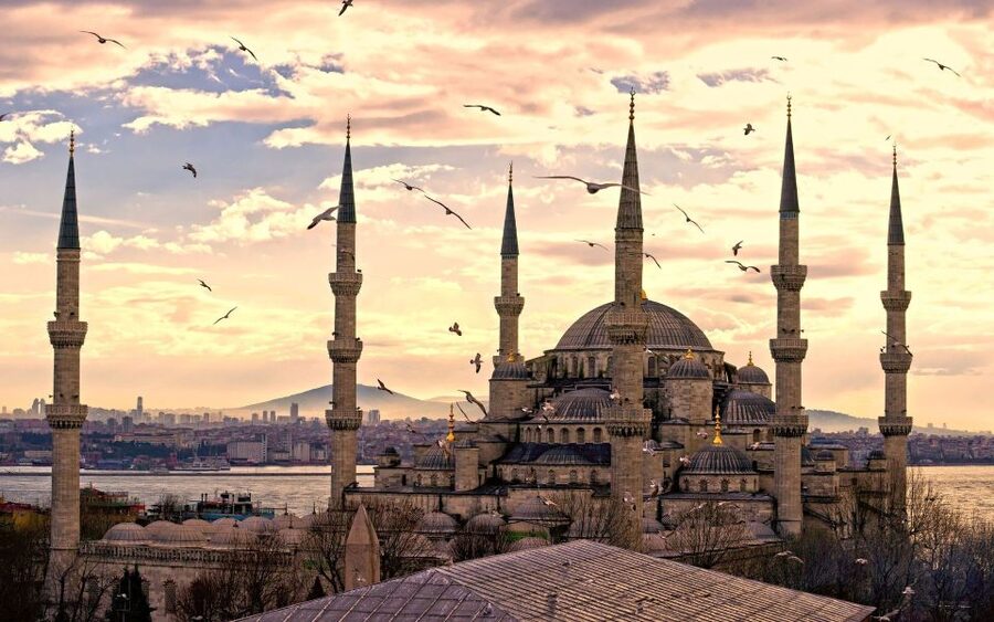 Istanbul: Byzantine and Ottoman Relics Tour with Local Guide - Why this route works for a first day in Istanbul