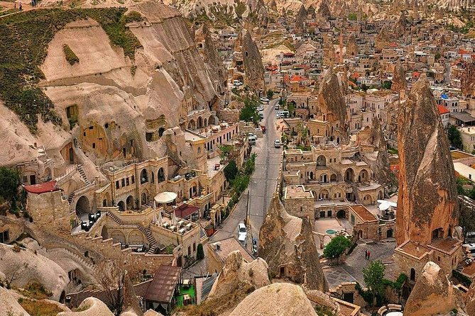 Istanbul, Cappadocia, Pamukkale and Ephesus 7 Day Package - Cappadocia delivers the most unusual scenery