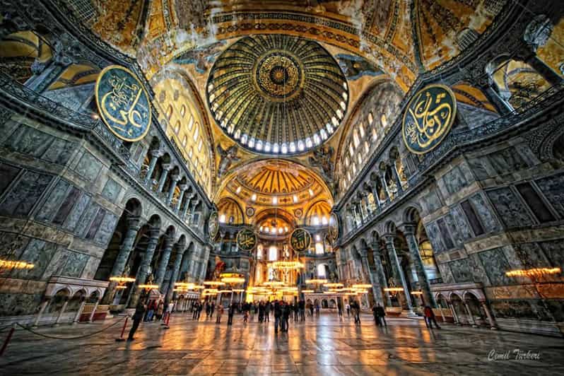 Istanbul City Sightseeing Tour & Turkish Dinner & Show - Turkish dinner cruise: food, views, and a stage show
