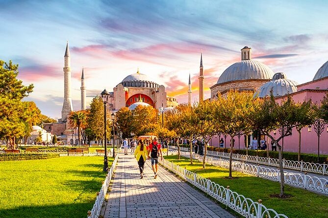 Istanbul Classics and Highlights: Full Day with Lunch - Walking, group size and guide quality