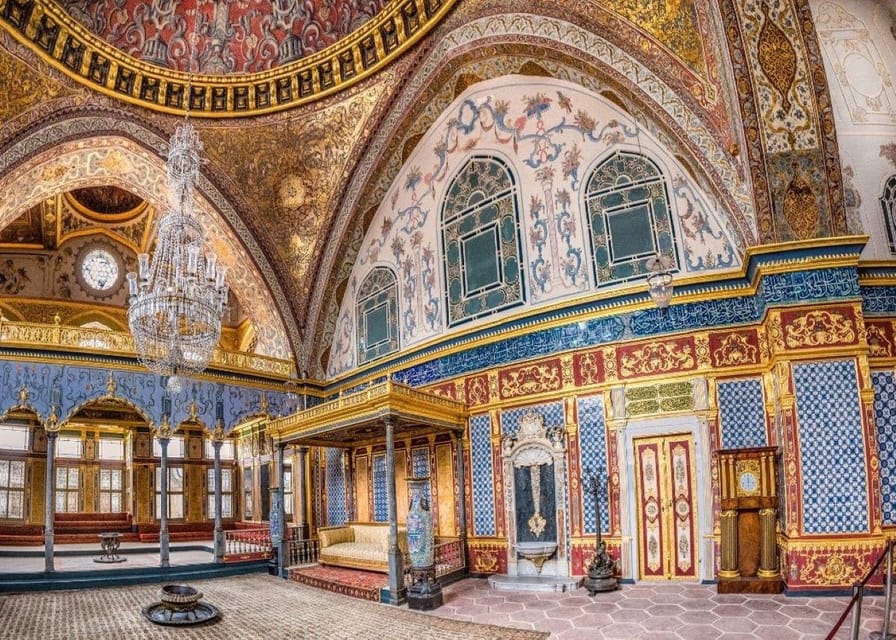 Istanbul Combo: Topkapi Palace & Galata Tower - The audio guide is useful, but prepare it before you arrive