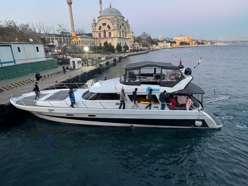 Istanbul: Daytime Bosphorus Yacht Cruise with Fruit & Snacks - The Maiden’s Tower and the return through the Golden Horn