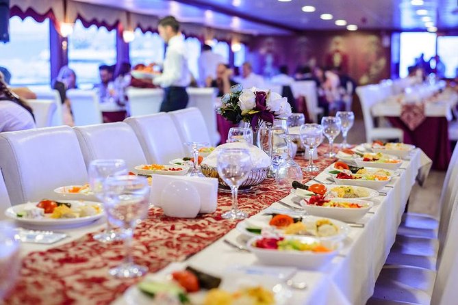 Istanbul Dinner Cruise Entertaintment with Private Tables - Who will enjoy the three-hour format