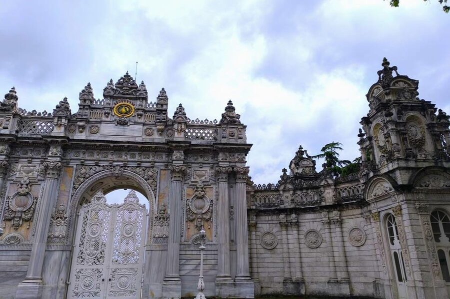 Istanbul: Dolmabahce Palace and Harem Skip-the-Line Ticket - Gardens, Bosphorus views, and outdoor photography