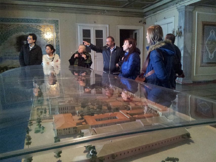 Istanbul: Dolmabahçe Palace and Uskudar Guided Tour - Who Will Enjoy This Small-Group Tour Most
