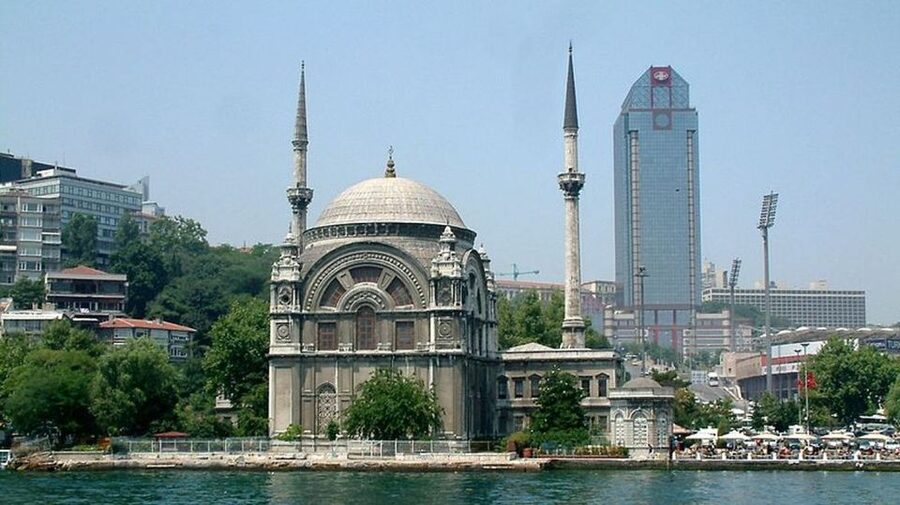 Istanbul: Dolmabahce Palace Tour and Bosphorus Yacht Cruise - Who will get the most from this outing