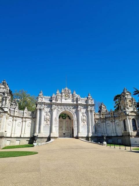 Istanbul: Dolmabahçe Palace Tour and Sunset Yacht Cruise - Key points before you book