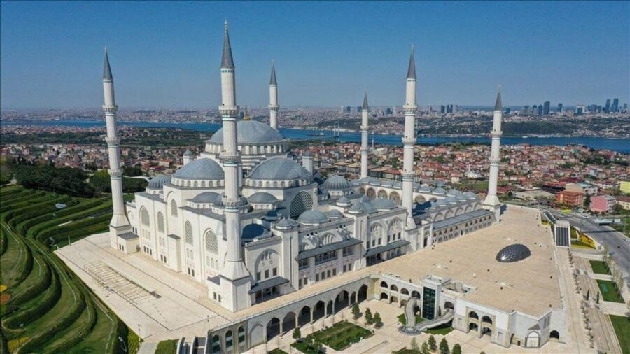 Istanbul: Europe and Asia Tour By Bus And Bosphorus Cruise - Crossing the Bosphorus Bridge into Asian Istanbul