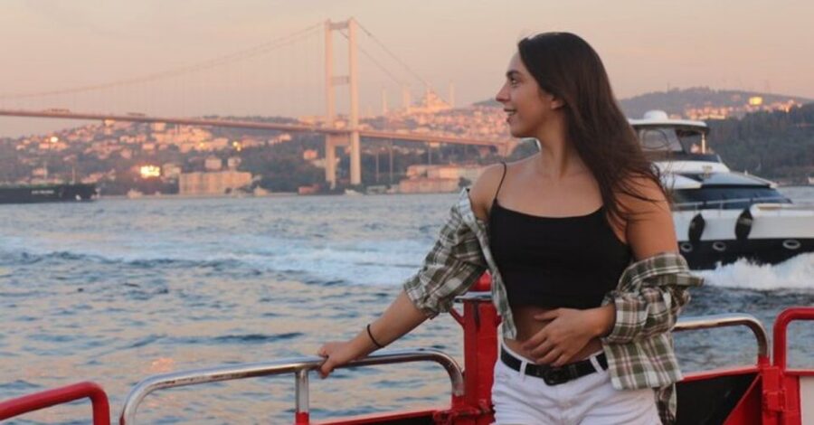 Istanbul: Europe and Asia Tour By Bus And Bosphorus Cruise - Breakfast and the first Bosphorus views