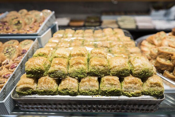 Istanbul Evening Food Tour: The Best Bites of Taksim and Karaköy - The guide can make or break the evening