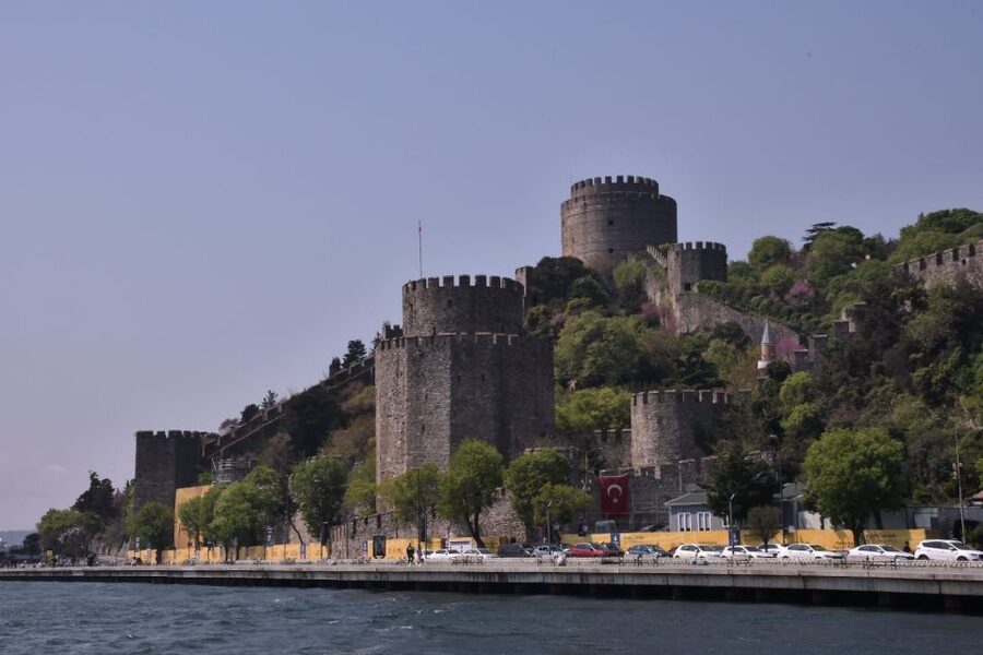 Istanbul: Explore Bosphorous on a Sunset Boat Cruise - Sunset timing, weather, and comfort