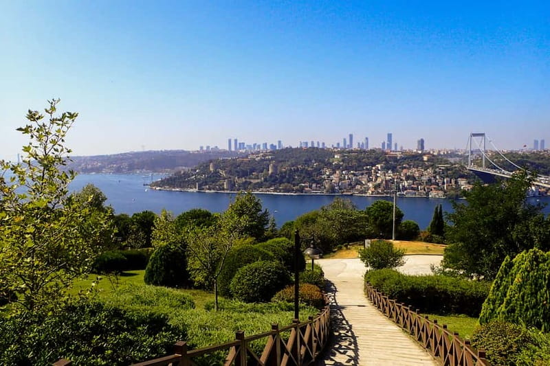 Istanbul: Explore Istanbul Asian Continent - Moda Promenade and Kadikoy’s café life