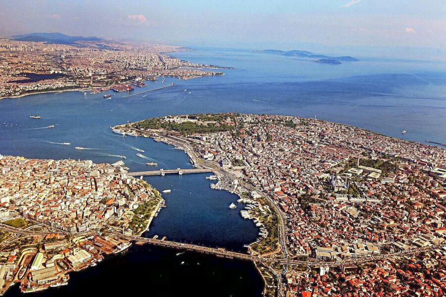 Istanbul: Full-Day Guided Tour - Taking a shopping break at the Grand Bazaar
