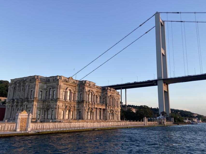 Istanbul: Full-Day Imperial & Asia Small Group Tour - A practical lunch break in Sultanahmet
