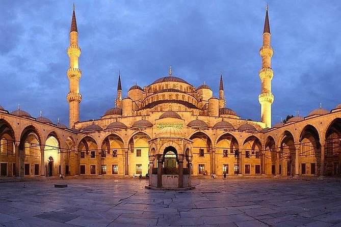 ISTANBUL: Full-Day Private Tour with Top Attractions - The Blue Mosque and its blue tilework
