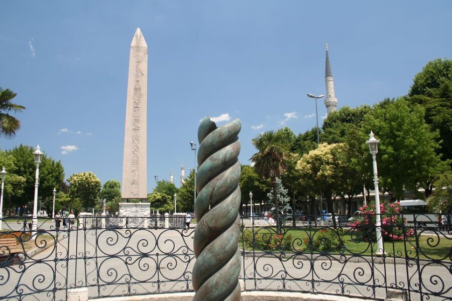 İstanbul: Full-Day Tour with Grand Bazaar - The real value of $216 per person