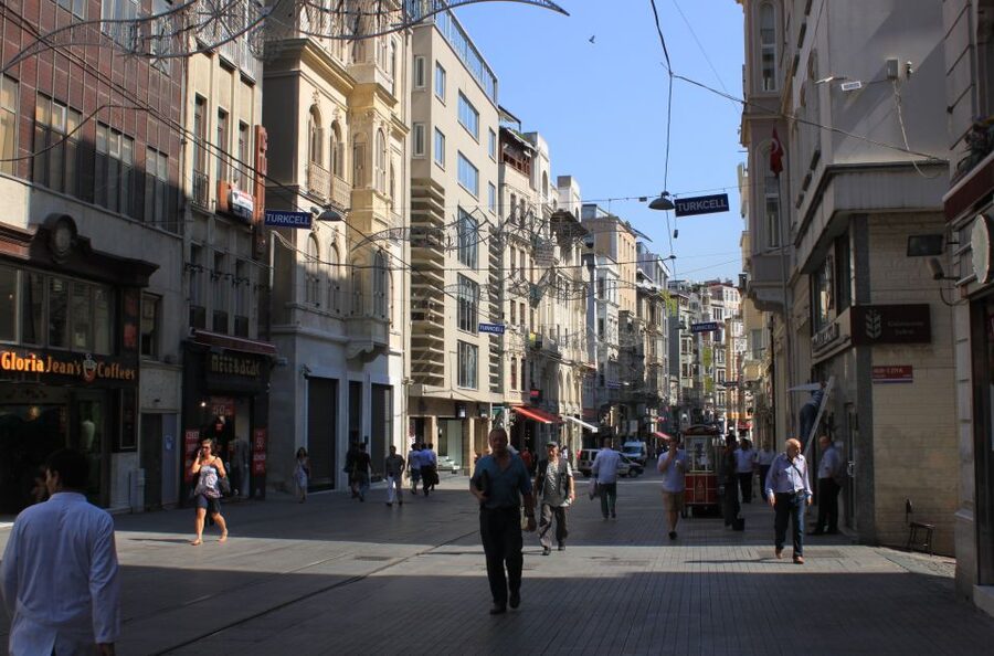 Istanbul: Galata District Walking Tour - Galata Bridge and the Golden Horn