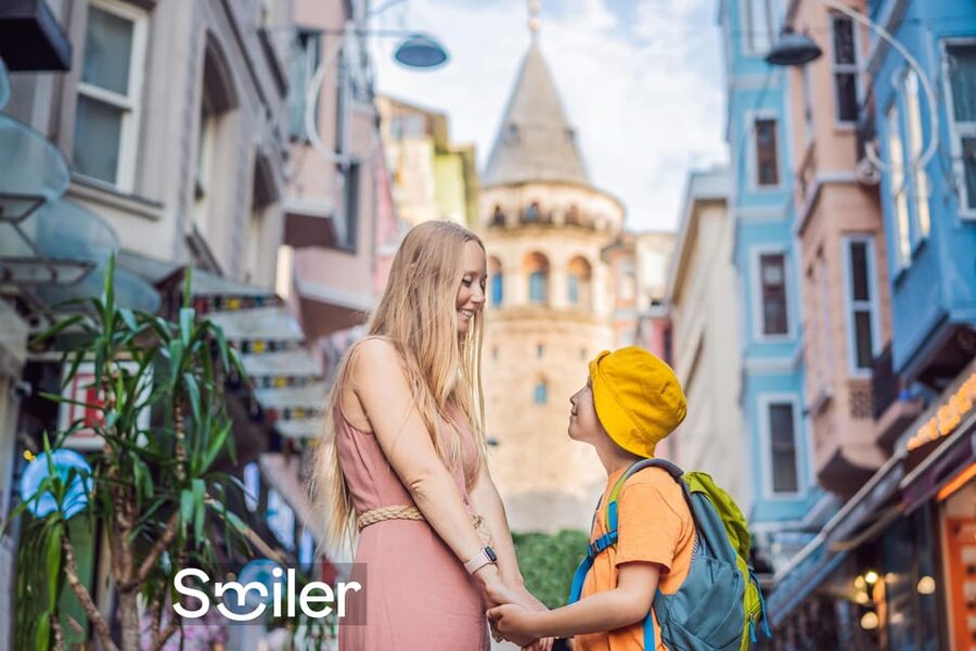 Istanbul: Galata Tower, Bosphorus & Hidden Gems Photo Shoot - Who should book this photo experience