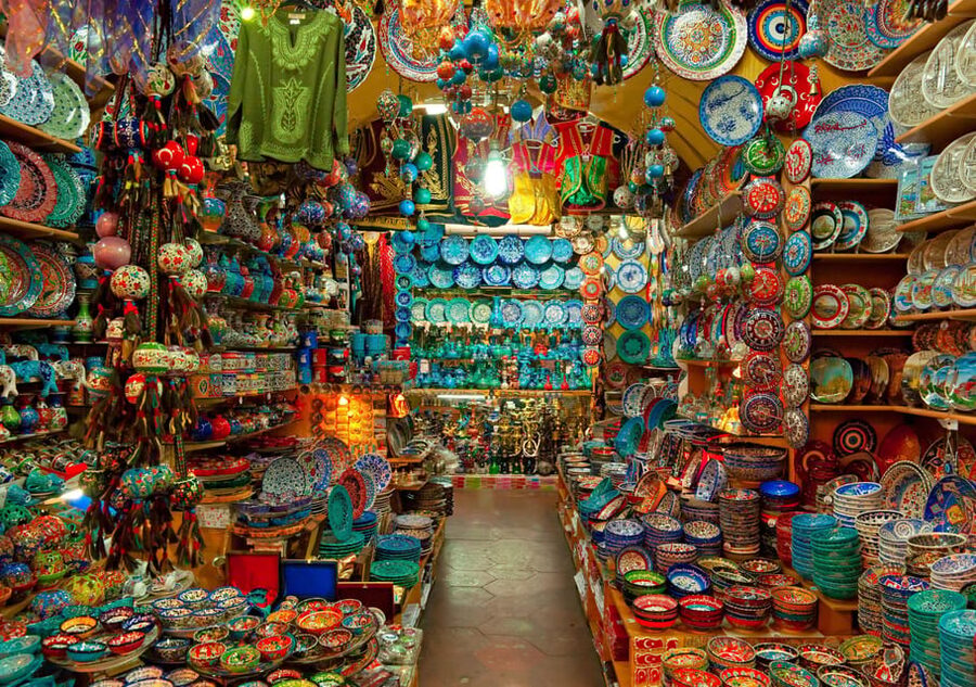 Istanbul: Grand Bazaar Shopping Experience with a Local - Entering Istanbul’s Grand Bazaar with a local guide