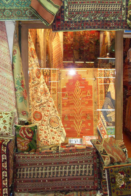 Istanbul: Grand Bazaar Shopping Experience with a Local - Learning to bargain without losing your judgment
