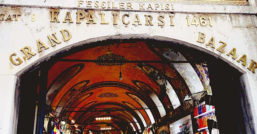 Istanbul: Grand Bazaar Shopping Experience with a Local - Four hours of shopping, advice, and local contact