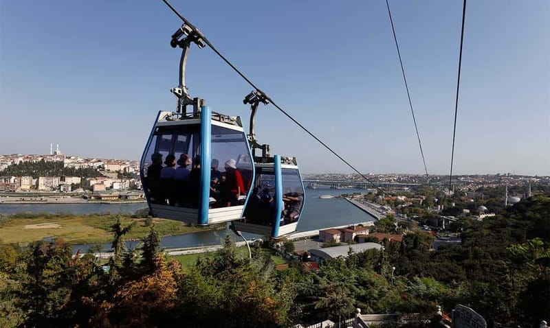 Istanbul: Guided Bosphorus Cruise & Golden Horn Bus Tour - Turkish treats and the shopping stop in Fatih